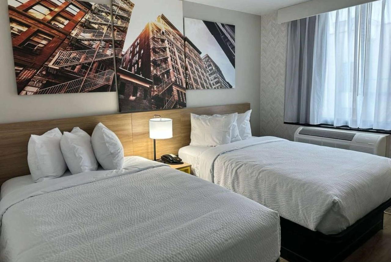 Days Inn By Wyndham Brooklyn Eastern Parkway Нью-Йорк Екстер'єр фото